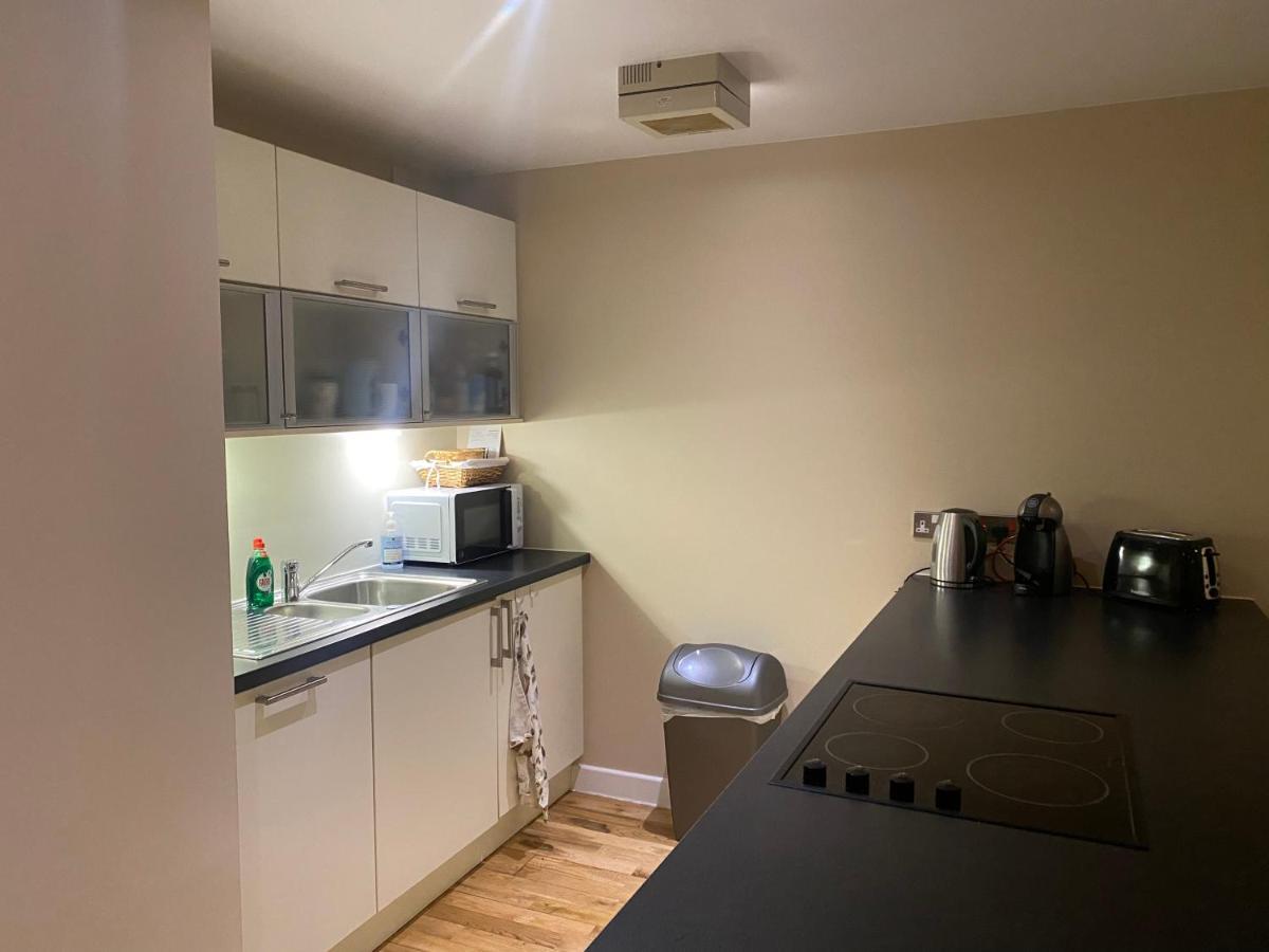 City Centre 2 Bedroom Apartment, Secure Parking. Γλασκώβη Εξωτερικό φωτογραφία